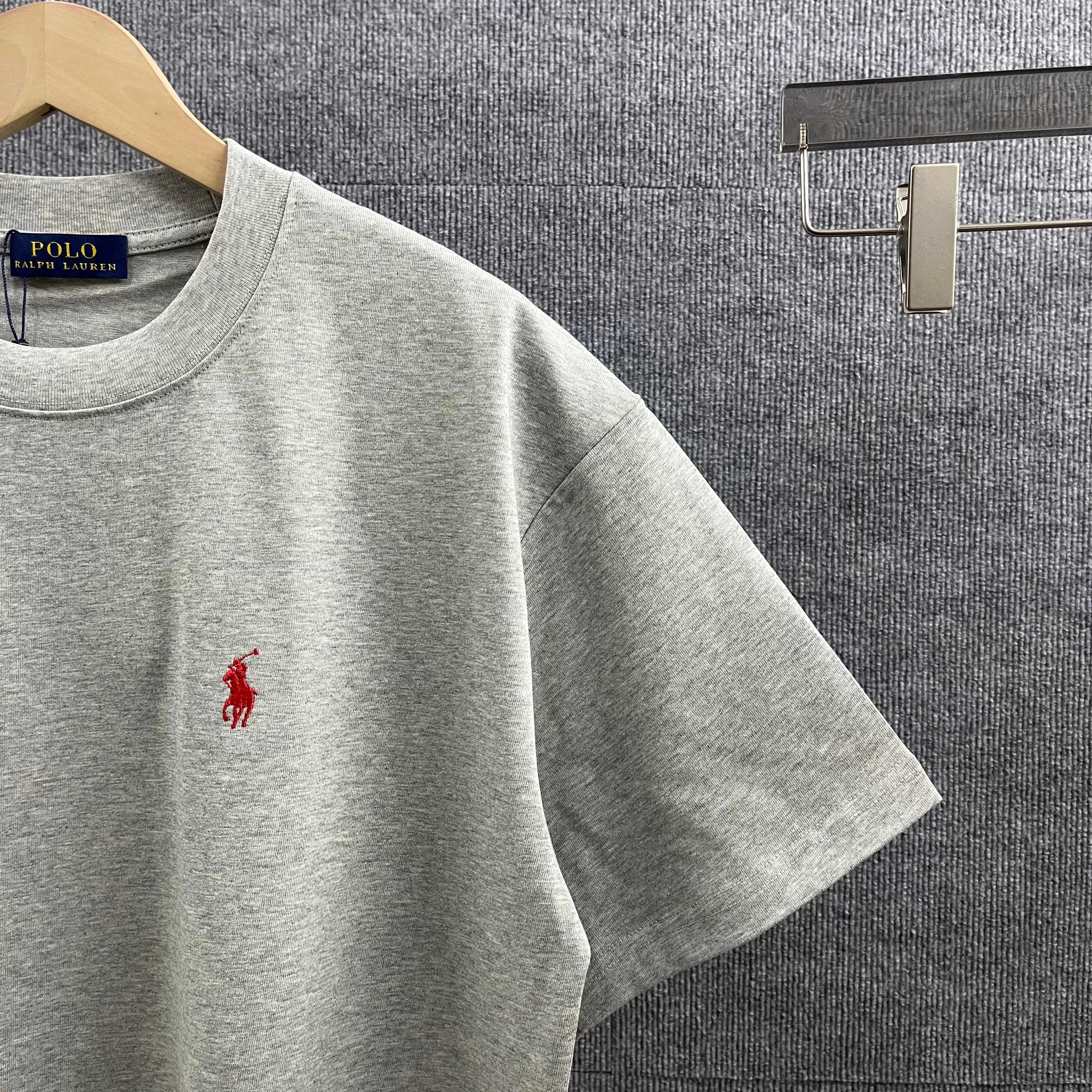 Po*lo* 2026 New Arrival t Classic Same Style ：Black White Red Gray Size： S （90-130 ） M （120-150 ） L （140-165 ） XL （160-180 ） XXL （180 ）